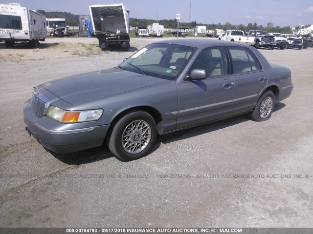 1LNHM81W84Y643997 - 2004 LINCOLN TOWN CAR EXECUTIVE/SIGNATURE GOLD photo 2