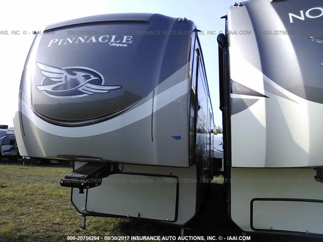 1UJCJ0BV3J1RS0056 - 2018 JAYCO PINNACLE  Unknown photo 2