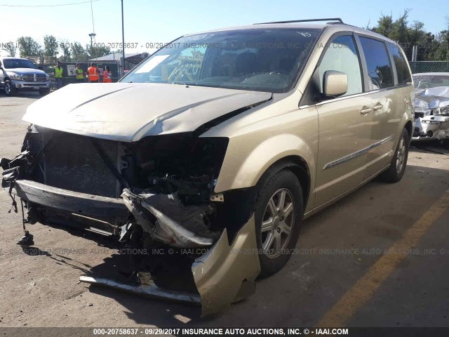 2A4RR5DG1BR694444 - 2011 CHRYSLER TOWN & COUNTRY TOURING GOLD photo 2