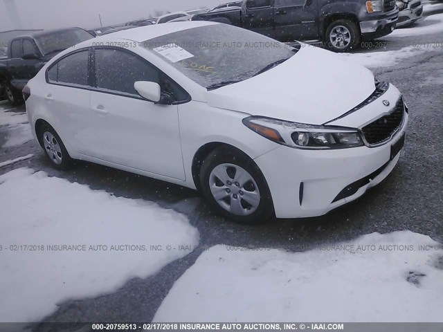 3KPFL4A7XHE139852 - 2017 KIA FORTE LX/S WHITE photo 1