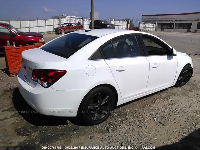 1G1PE5SB9D7327305 - 2013 CHEVROLET CRUZE LT WHITE photo 4