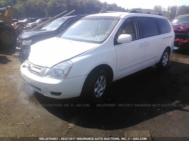 KNDMB233386254341 - 2008 KIA SEDONA EX/LX WHITE photo 2