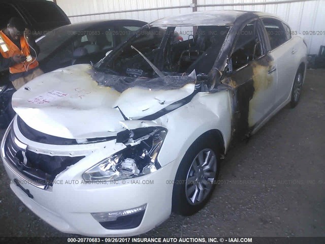 1N4AL3AP5FC247942 - 2015 NISSAN ALTIMA 2.5/S/SV/SL WHITE photo 6