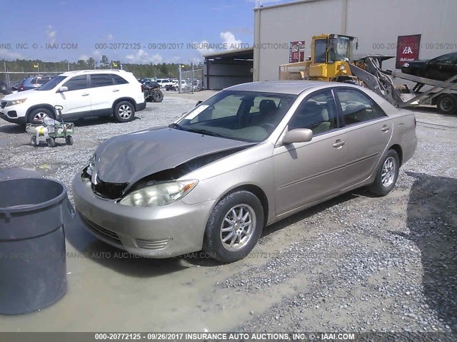 4T1BE32K46U711644 - 2006 TOYOTA CAMRY LE/XLE/SE ბეჟი ფოტო 2