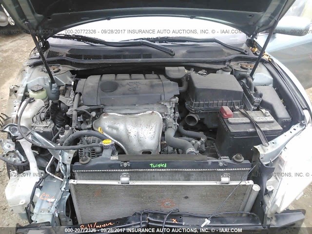 4T1BF3EK0BU765803 - 2011 TOYOTA CAMRY SE/LE/XLE მწვანე ფოტო 10