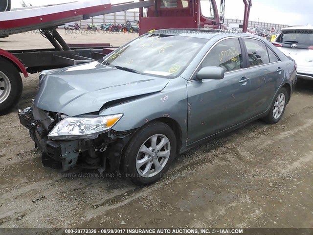 4T1BF3EK0BU765803 - 2011 TOYOTA CAMRY SE/LE/XLE მწვანე ფოტო 2