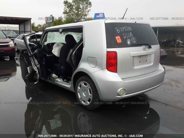 JTLZE4FE1A1114902 - 2010 TOYOTA SCION XB SILVER photo 3