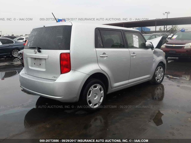 JTLZE4FE1A1114902 - 2010 TOYOTA SCION XB SILVER photo 4