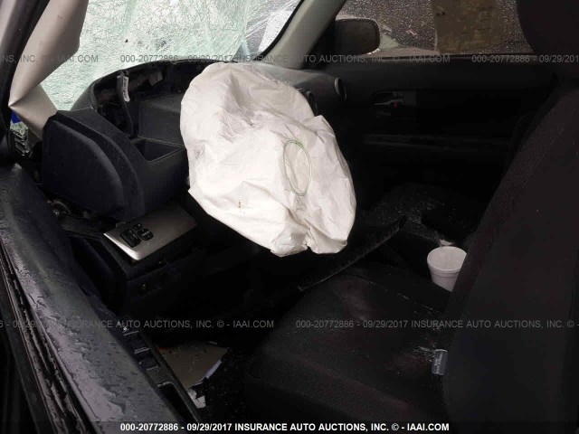 JTLZE4FE1A1114902 - 2010 TOYOTA SCION XB SILVER photo 5