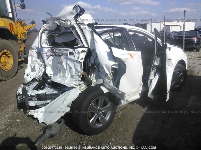 JTMRFREV4FD143789 - 2015 TOYOTA RAV4 XLE WHITE photo 4