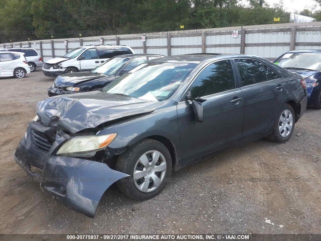 4T1BE46K67U549162 - 2007 TOYOTA CAMRY NEW GENERAT CE/LE/XLE/SE GRAY photo 2