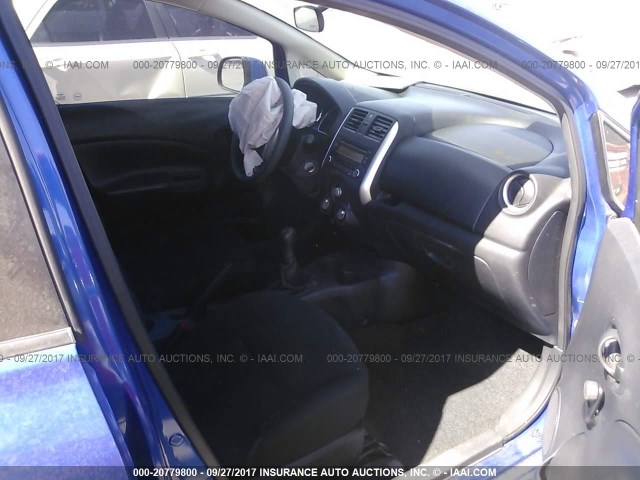 3N1CE2CP3EL402952 - 2014 NISSAN VERSA NOTE S/S PLUS/SV/SL BLUE photo 5