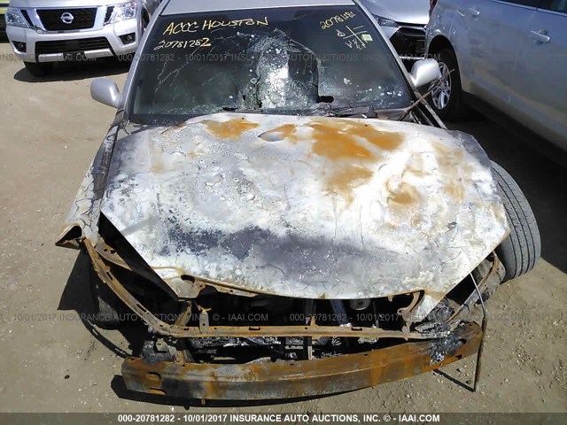 4T1BE32K63U752336 - 2003 TOYOTA CAMRY LE/XLE/SE SILVER photo 6