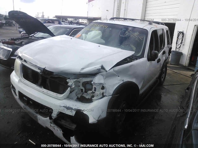 1FMZU73K63ZB38509 - 2003 FORD EXPLORER XLT/XLT SPORT/NBX WHITE photo 2