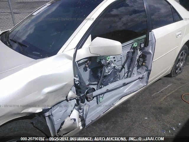1G6DM57N430106821 - 2003 CADILLAC CTS WHITE photo 6