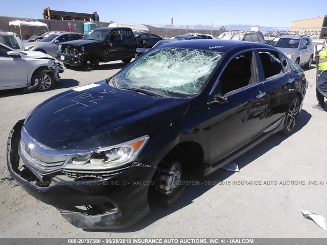 1HGCR2F55HA243828 - 2017 HONDA ACCORD SPORT 黑色 照片 2