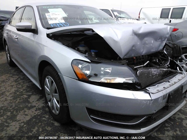 1VWAP7A33DC126890 - 2013 VOLKSWAGEN PASSAT S SILVER photo 1