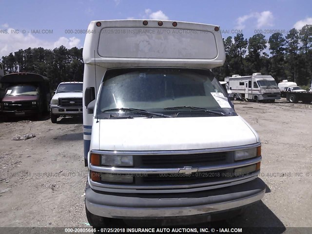 1GBJG31J7Y1279840 - 2000 CHEVROLET EXPRESS G3500  WHITE photo 6