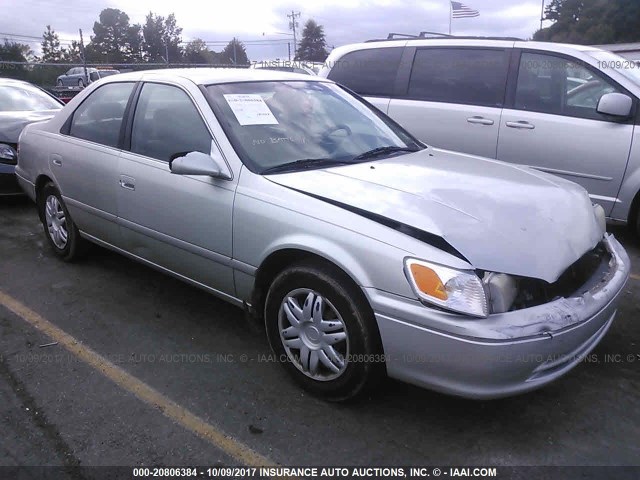 JT2BG22K1Y0460741 - 2000 TOYOTA CAMRY CE/LE/XLE SILVER photo 1