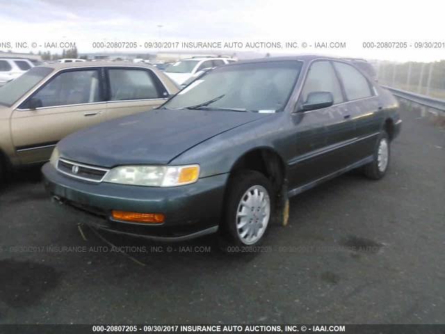 1HGCD5656TA040942 - 1996 HONDA ACCORD EX/EX-R GREEN photo 2