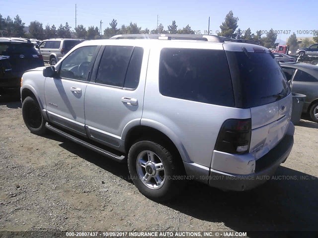 1FMZU63E62UA90185 - 2002 FORD EXPLORER XLT GRAY photo 3