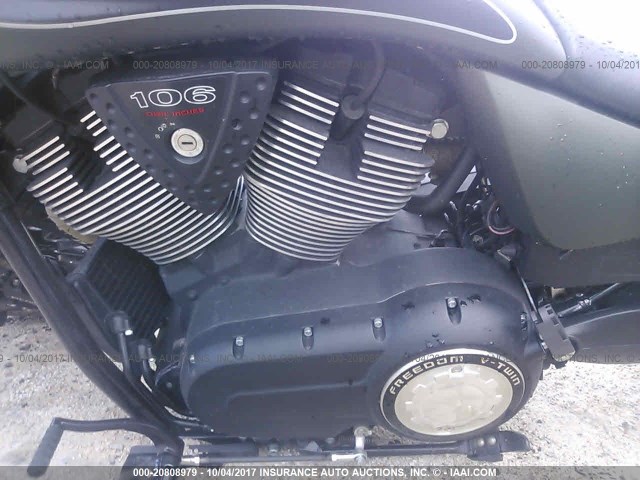 5VPLB36N8F3045580 - 2015 VICTORY MOTORCYCLES GUNNER Yaşıl foto 9