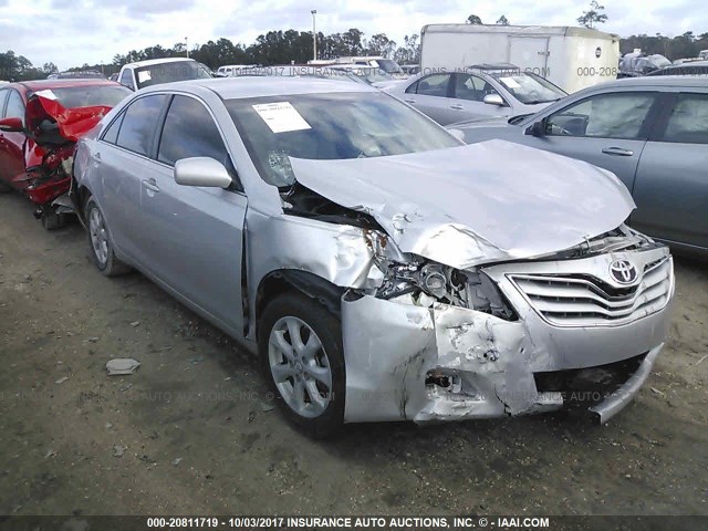 4T1BF3EK6BU748178 - 2011 TOYOTA CAMRY SE/LE/XLE GRAY photo 1
