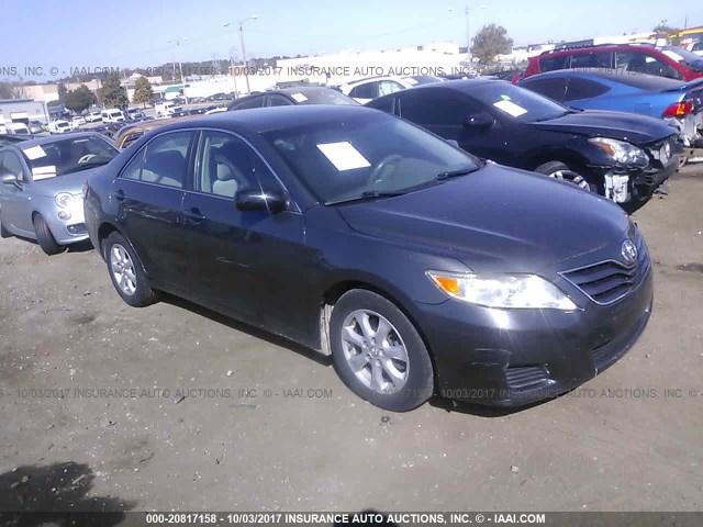 4T1BF3EK8BU648048 - 2011 TOYOTA CAMRY SE/LE/XLE Серый фото 1