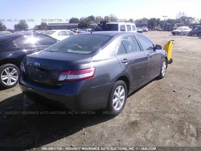 4T1BF3EK8BU648048 - 2011 TOYOTA CAMRY SE/LE/XLE Серый фото 4
