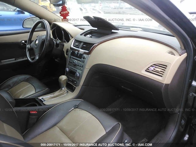 1G1ZE5E12BF379017 - 2011 CHEVROLET MALIBU LTZ 黑色 照片 5