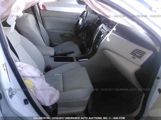 JS2RF9A34D6100212 - 2013 SUZUKI KIZASHI SE WHITE photo 5