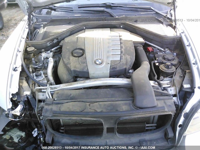 5UXZW0C52CL672074 - 2012 BMW X5 XDRIVE35D SILVER photo 10