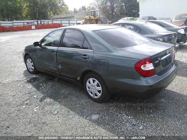 4T1BE32KX3U654751 - 2003 TOYOTA CAMRY LE/XLE/SE მწვანე ფოტო 3