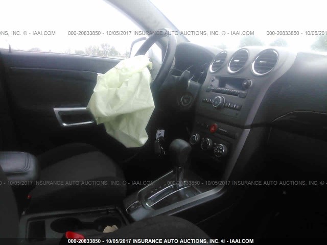 3GNAL2EK4DS640736 - 2013 CHEVROLET CAPTIVA LS 银色 照片 5