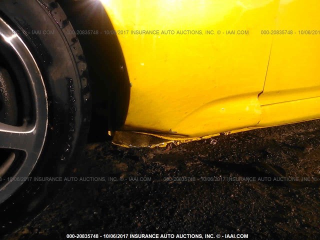 JHMAP11421T008459 - 2001 HONDA S2000 YELLOW photo 6