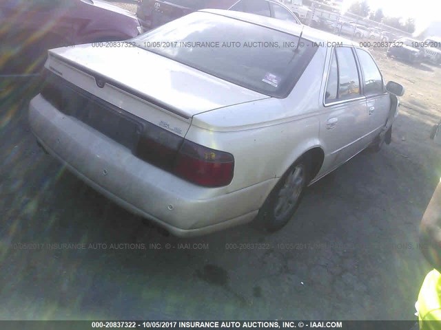 1G6KS54Y53U136513 - 2003 CADILLAC SEVILLE SLS WHITE photo 4