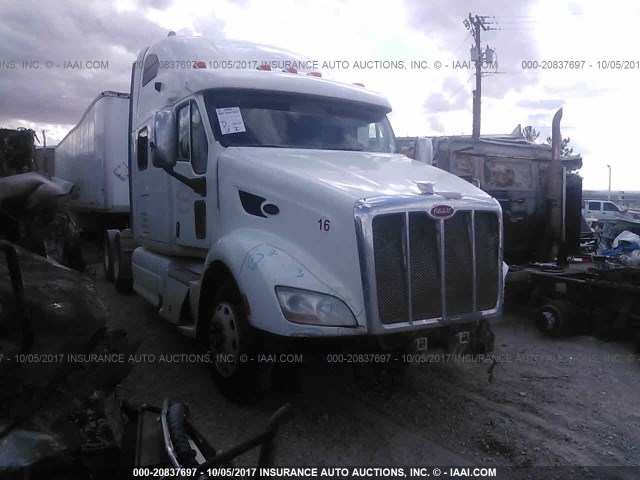 1XP4D49X5DD200513 - 2013 PETERBILT 587 WHITE photo 1