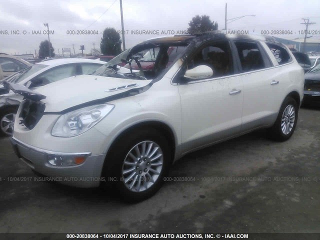 5GAKRBED7BJ120608 - 2011 BUICK ENCLAVE CXL WHITE photo 2