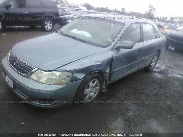 4T1BF28B81U121910 - 2001 TOYOTA AVALON XL/XLS Light Blue photo 2