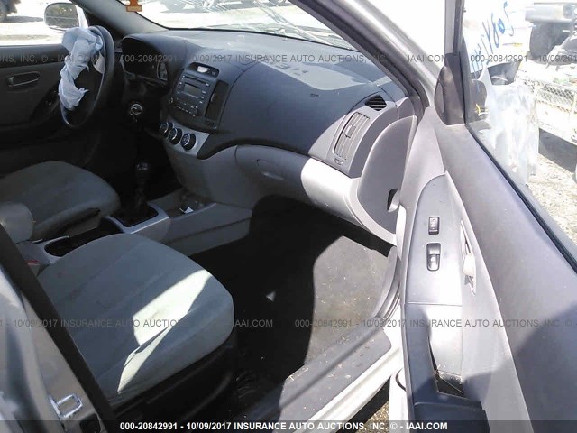 KMHDU46D29U627985 - 2009 HYUNDAI ELANTRA GLS/SE SILVER photo 5