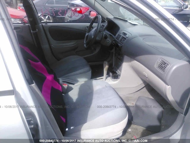 2T1BR12E6XC153866 - 1999 TOYOTA COROLLA VE/CE/LE ვერცხლისფერი ფოტო 5