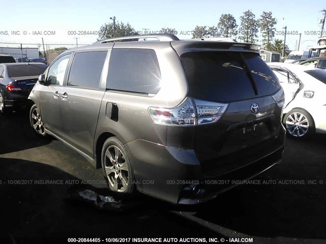 5TDXZ3DC4HS845081 - 2017 TOYOTA SIENNA SE GRAY photo 3