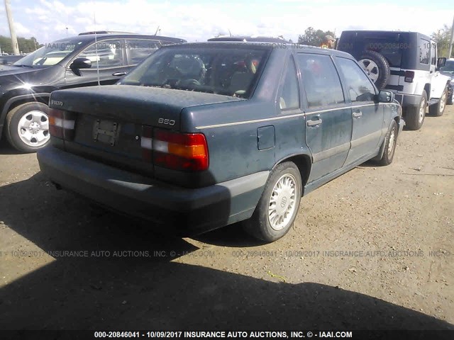 YV1LS552XR2143287 - 1994 VOLVO 850 GREEN photo 4