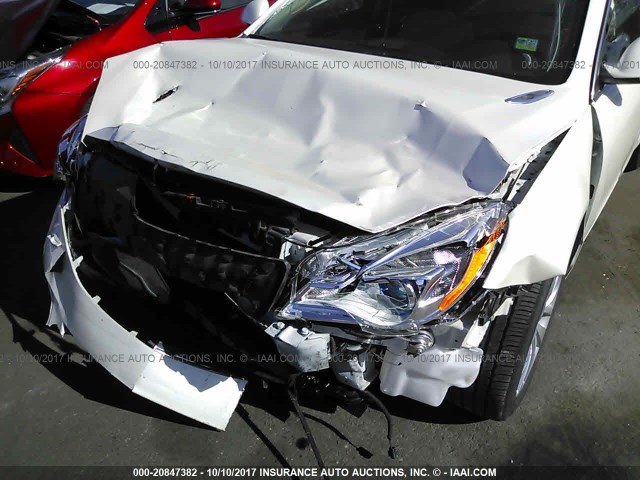 2G4GK5EX0E9208559 - 2014 BUICK REGAL WHITE photo 6