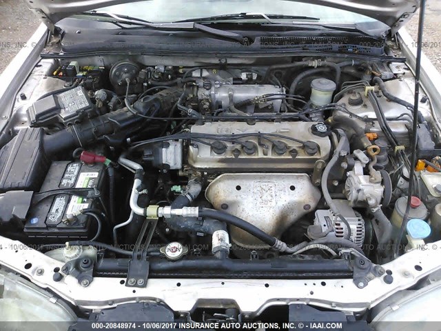 1HGCD5669VA023709 - 1997 HONDA ACCORD EX/EX-R SILVER photo 10