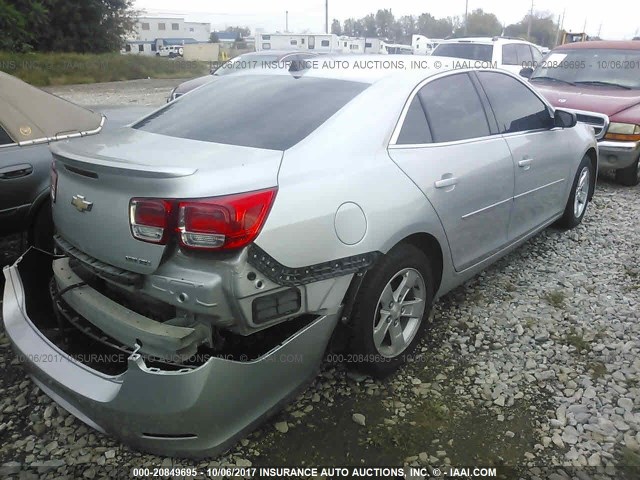 1G11B5SA4DF215829 - 2013 CHEVROLET MALIBU LS 银色 照片 4