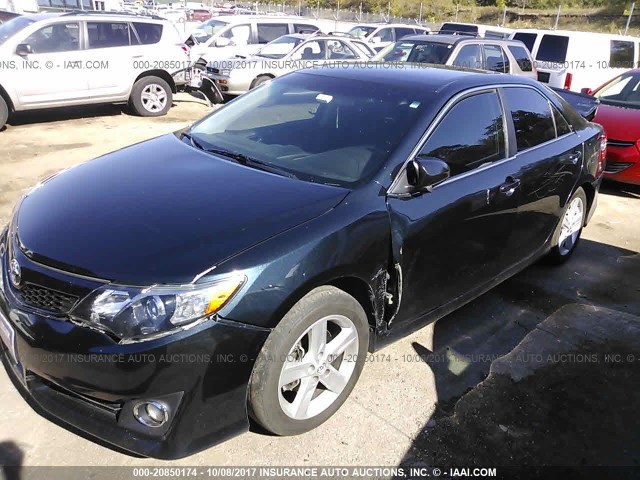 4T1BF1FK0EU367076 - 2014 TOYOTA CAMRY L/SE/LE/XLE 深蓝色 照片 2