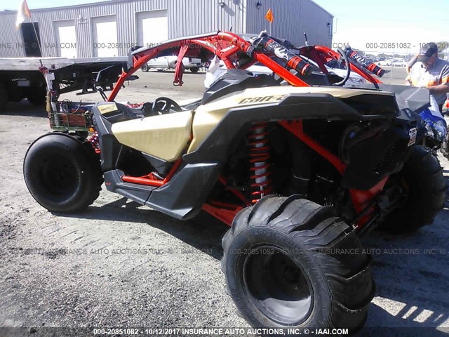 3JBVXAW21HK001875 - 2017 CAN-AM MAVERICK X3 X RS TURBO R GOLD photo 3