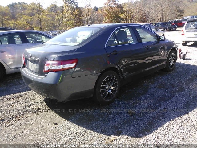 4T1BF3EK3BU691373 - 2011 TOYOTA CAMRY SE/LE/XLE Pewter photo 4