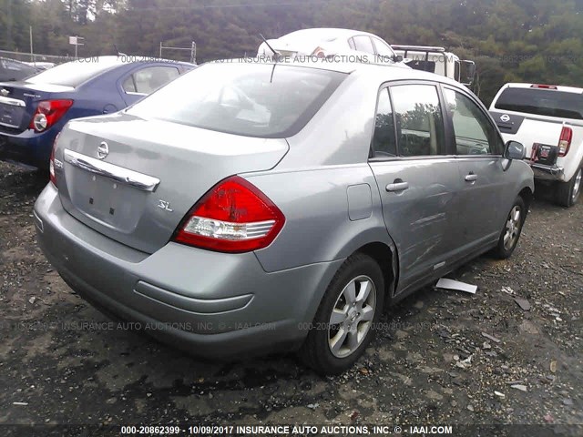 3N1BC11E29L482716 - 2009 NISSAN VERSA S/SL GRAY photo 4